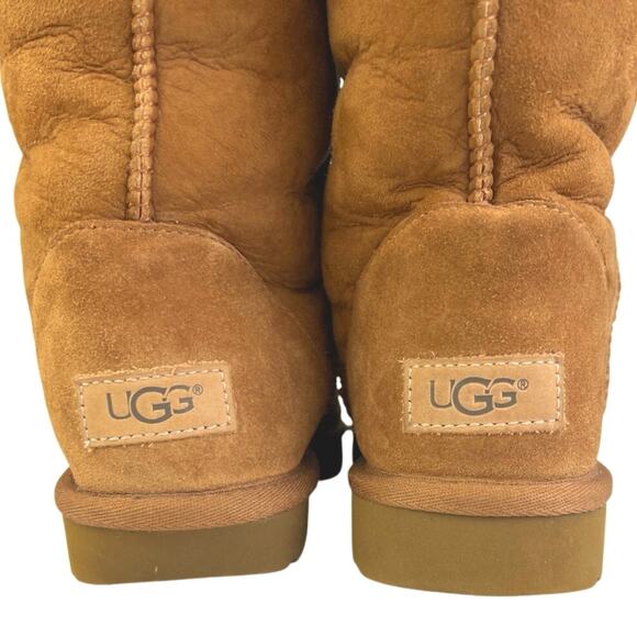 UGG Classic II Women's Brown Suede Leather Round Toe Pull On Winter Boots Size 8 - Picture 4 of 9